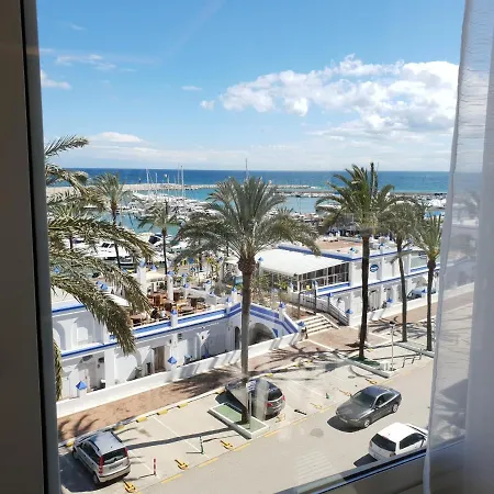 아파트 Fantastic In Front Of The Sea & Marina 에스테포나