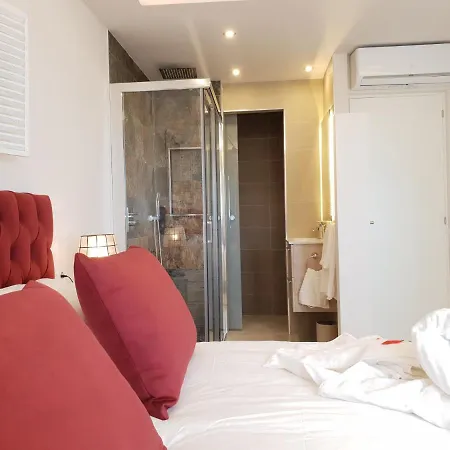 Apartament Fantastic In Front Of The Sea & Marina *