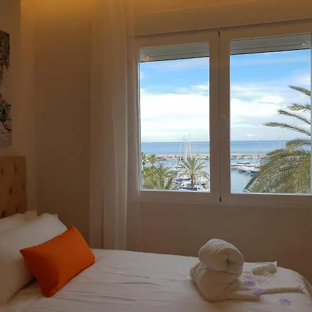 Fantastic In Front Of The Sea & Marina * Estepona