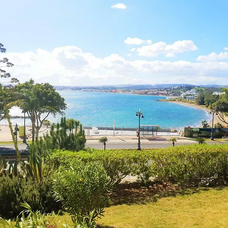 Fantastic In Front Of The Sea & Marina Apartament *